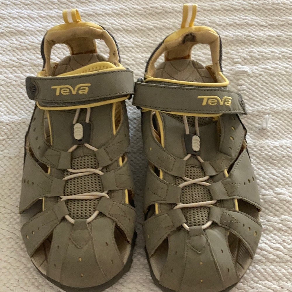 Women’s Teva Sandals